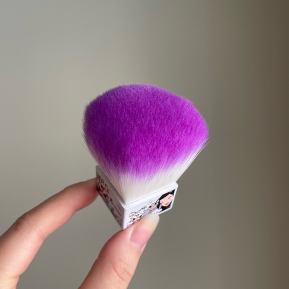 🌟SALE🌟 BNIB Tokidoki x Sephora Kabuki Brush, Purple/White - Picture 5 of 11